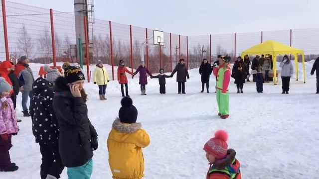 Танцевальный конкурс на масленице смотреть онлайн