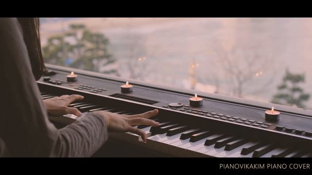 ?[Emotional ?] "Tchaikovsky - Sentimental Waltz" performed on piano by Vikakim. смотреть онлайн