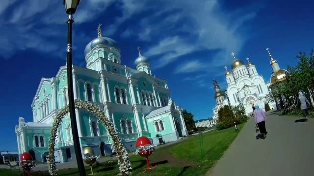 Дивеево самое удивительное место на земле / Diveevo is the most amazing place on earth смотреть онлайн