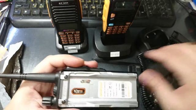 Baofeng UV-82 автомобильная зарядка смотреть онлайн