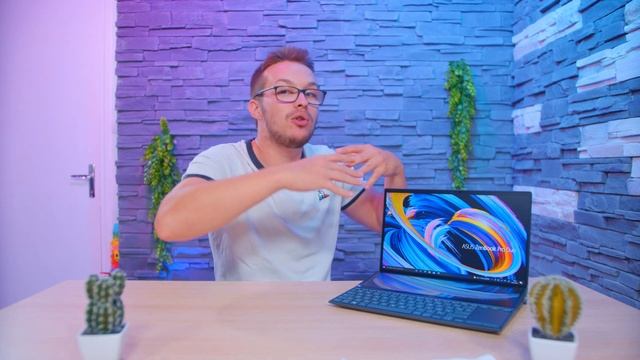 DEUX ÉCRANS SUR UN PC PORTABLE… VRAIMENT INCROYABLE ! смотреть онлайн