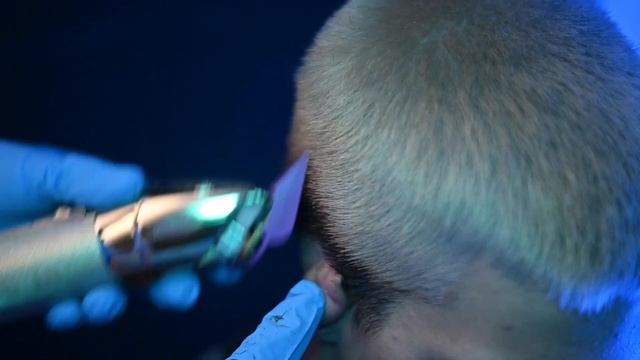 EMINEM TRANSFORMATION - SKIN FADE BUZZ CUT смотреть онлайн
