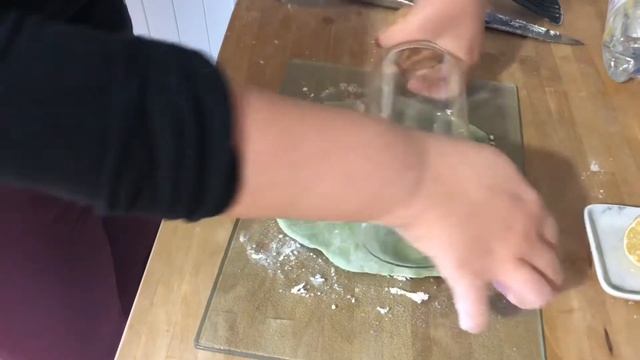 Паста из шпината с соусом из шпината ) смотреть онлайн