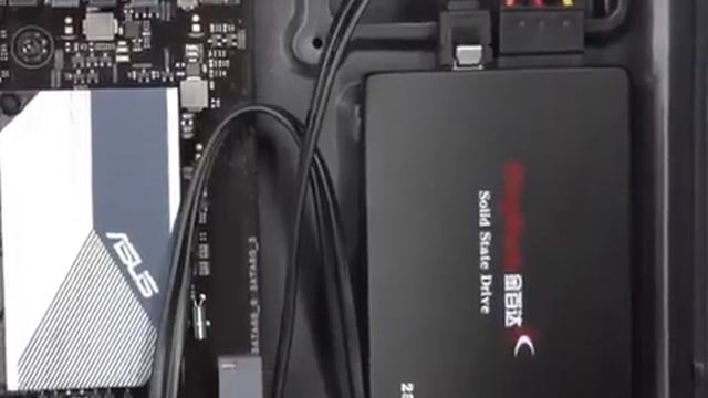 Огляд SSD Kingbank: Вибір для вашого комп'ютера смотреть онлайн