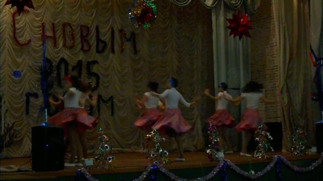 Русский танец ансамбль"КАПЕЛЬКИ" смотреть онлайн