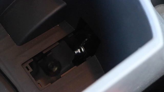 Hyundai I30 - Handbrake Adjustment