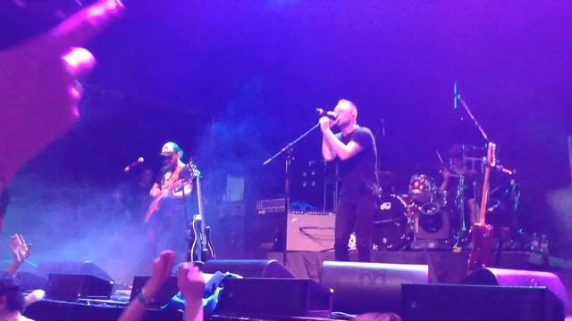 Группа ЗВЕРИ " девочки, мальчики танцуют" Нижний 24.04.2015 смотреть онлайн