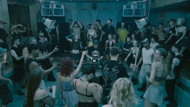 Klangkuenstler @ Outworld Secret Rave, Berlin (VEVAL.RU)