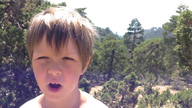 Тамир читает Бориса Пастернака смотреть онлайн