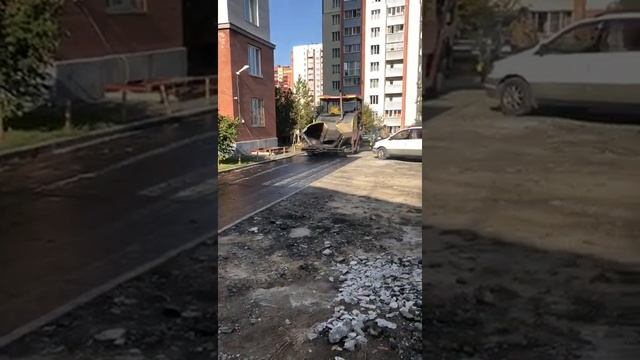 Асфальтирование на бетонное основание. 3000 м2 в Новосибирске ул. Адриана Лежена 31 смотреть онлайн