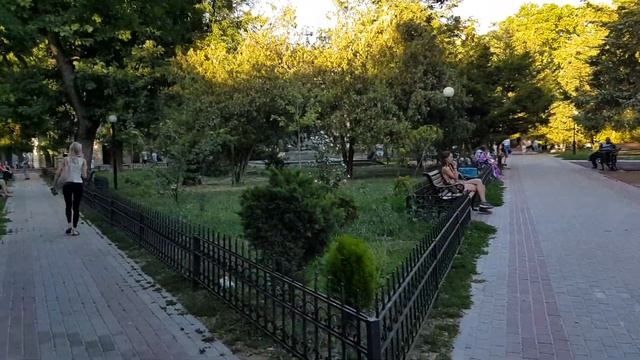 Семинарский сквер в г. Симферополь на Героев Аджимушкая смотреть онлайн