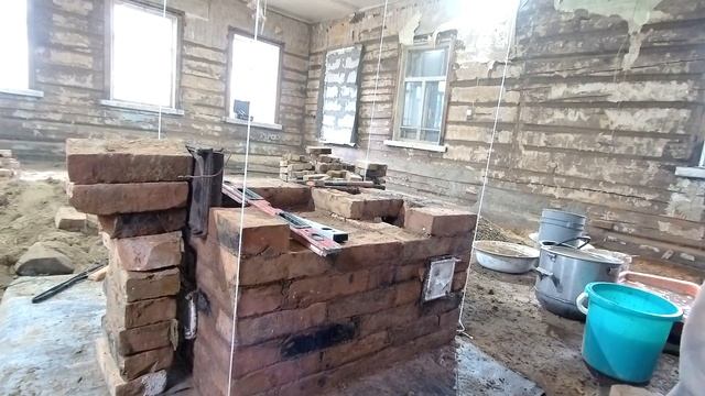 Строим печь для нашего домика смотреть онлайн
