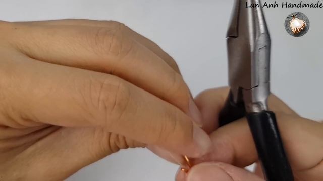 Wavy bangle bracelet, rings and ear cuff - How to make simple jewelry from copper wire 545 смотреть онлайн