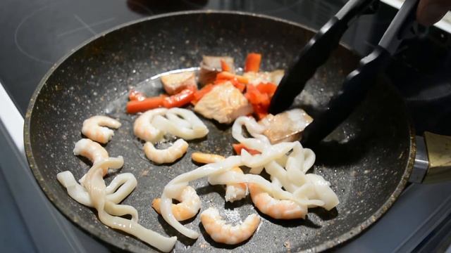 Паста с Морепродуктами в Сливочном Соусе. Необыкновенный Рецепт Пасты. смотреть онлайн