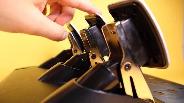 Logitech G923 – педали