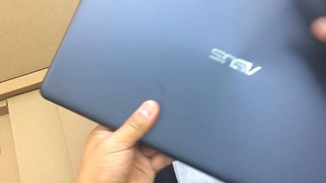 Simple Unboxing ASUS VivoBook F510UA FHD Laptop смотреть онлайн