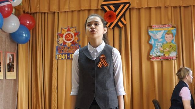 Стихотворение Дмитрия Попова "22 июня". Читает Мария Говричева. 2019г. смотреть онлайн