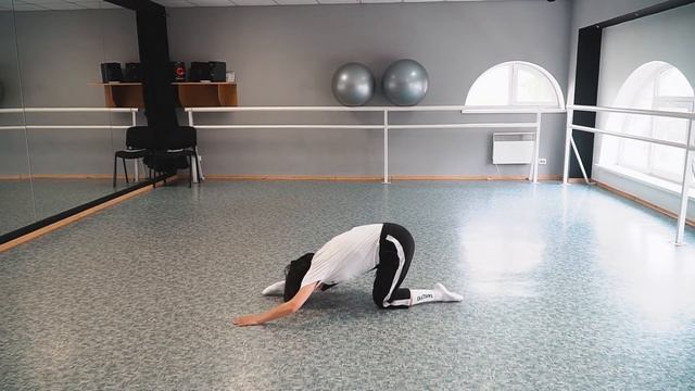 Урок Contemporary Dance Pro #2, Flaying Low Technique з Юлією Гришиною #contemporarydance #lesson