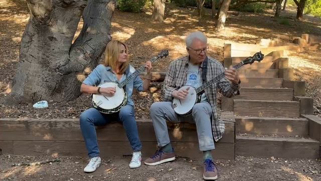 Alison Brown & Steve Martin Play "Foggy Morning Breaking" смотреть онлайн