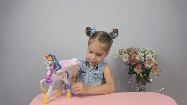 Пони Принцесса Селестия My Little Pony I [4K] смотреть онлайн