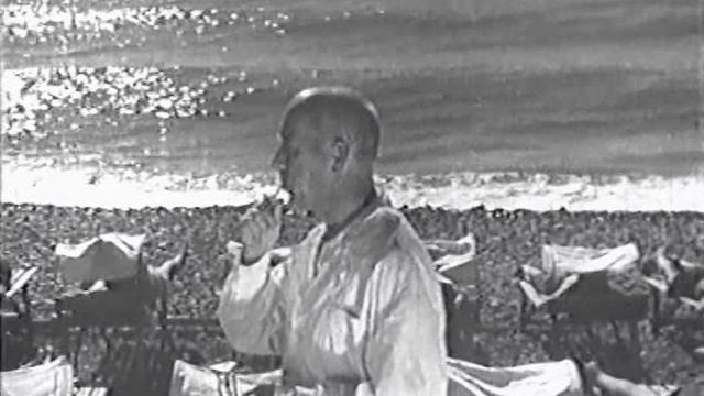 День в Артеке. 1939 г. смотреть онлайн