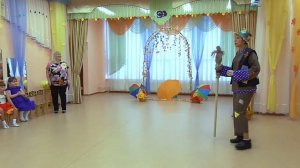 Осенний праздник в старшей группе