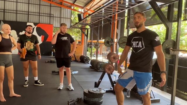 How is training at Tiger Muay Thai? | Sandz and I teaching Back Squat | Full Session смотреть онлайн