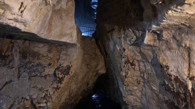 ISRAEL-Rosh HaNikra / ІЗРАІЛЬ- Рош-ха-Никра, гроты смотреть онлайн