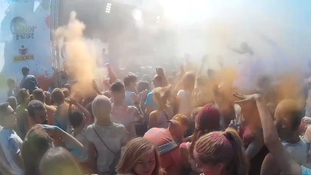 праздник холи смотреть онлайн