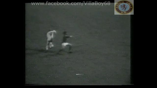 Ian Chico Hamilton Aston Villa doing George Best up like a kipper смотреть онлайн