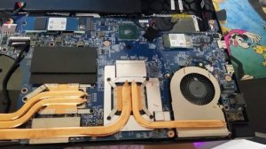 ПОЧЕМУ СТОИТ КУПИТЬ ИМЕННО ЭТОТ НОУТБУК? / ОБЗОР И ТЕСТ НОУТБУКА MSI GF76 Katana