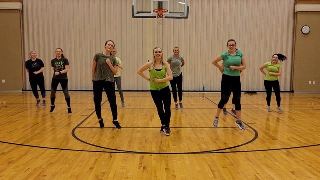 Dance Above the Rainbow | Dance Workout (Irish Dance for St. Patrick's Day) смотреть онлайн