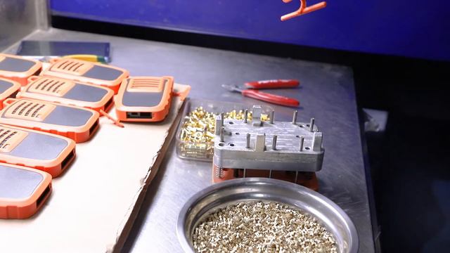 Power Talkie outer case production смотреть онлайн