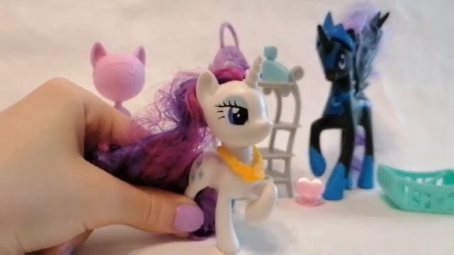 Рарити на ШОПИНГЕ || МАГАЗИН Луны || Rarity on SHOPPING || Luna’s STORE смотреть онлайн