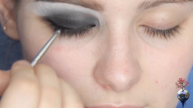 Classic Smokey Eye | Makeup for blue eyes | Классический смоки айс | Макияж для голубых глаз смотреть онлайн