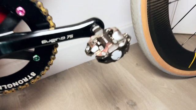 DARKSIDE FIXED GEAR ? - the BIKE CHECK смотреть онлайн