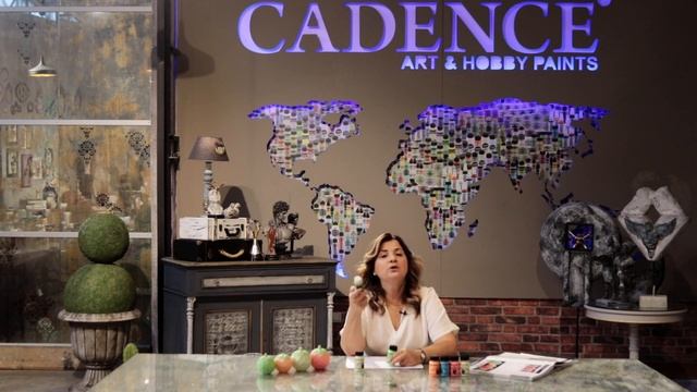 Cadence Glow In The Dark Paints смотреть онлайн