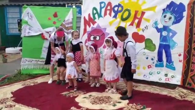 Дефиле) немецкие костюмы) смотреть онлайн