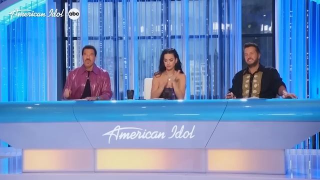 American Idol Judges Tell Singer To QUIT His Job! | Idols Global смотреть онлайн