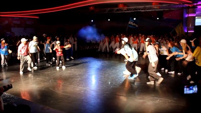 батл 8 группа смотреть онлайн