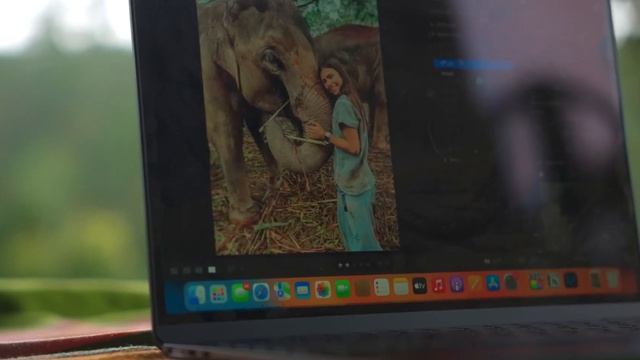 Traveling With MacBook Air M2 - Why It's (really) Useful