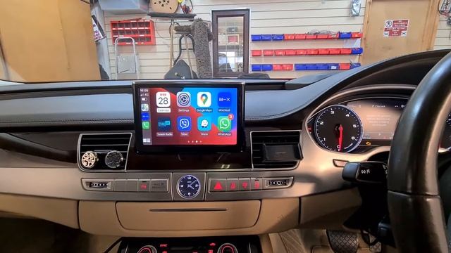 Audi A8 2011-2017 - Wireless Apple CarPlay / Android Auto / Screen Mirroring / onto Original Screen смотреть онлайн