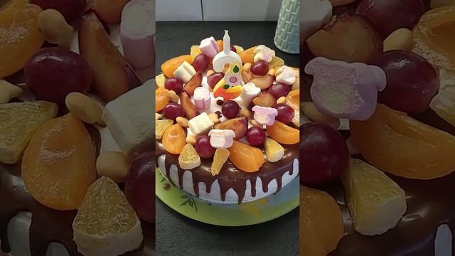 Детский торт с фруктами. Как украсить торт на детский День рождения??? смотреть онлайн