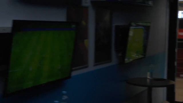 FIFA 18:ТУРНИР В KINOBOX ДНЕПР|ЧЕМПИОН ПО BOTTLE FLIP CHALLENGE смотреть онлайн