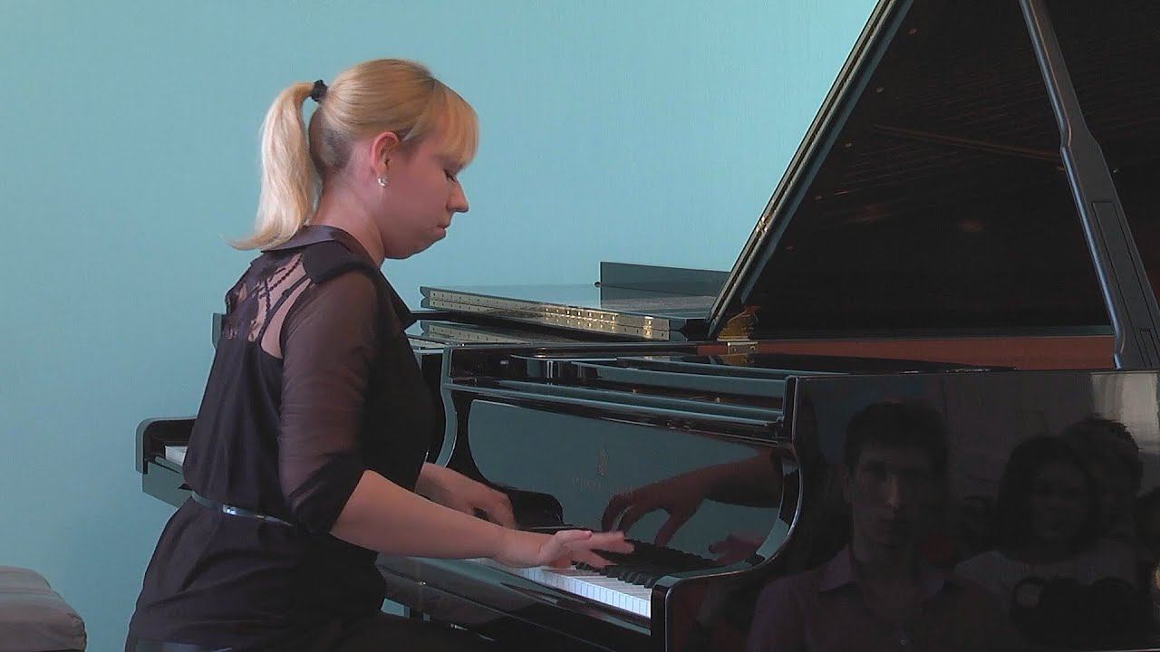 Дарья Горохова на классном концерте А.О.Богачёвой смотреть онлайн