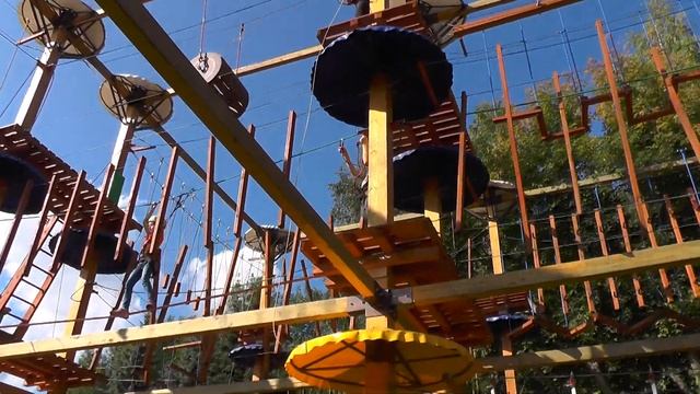 00250. Парк Кирова в Ижевске. Александр Тарзан. 24.08.2019. смотреть онлайн