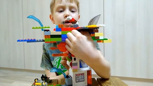 Бомбардировщик. Лего самоделка смотреть онлайн