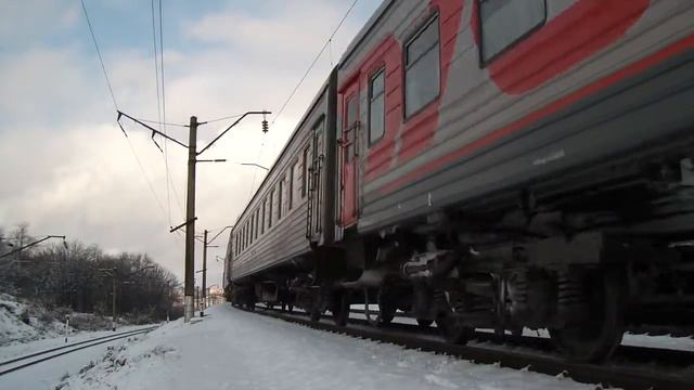ЭП1М-617 с поездом Воркута — Новороссийск смотреть онлайн