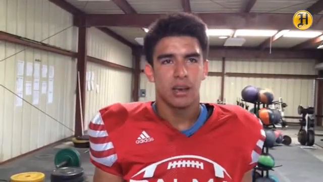 Tailback Emilio Martinez talks about Friday's game with Sutter for Palma смотреть онлайн