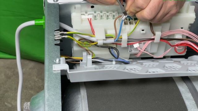 Bosch Siemens Trockner Hauptelektronik tauschen смотреть онлайн